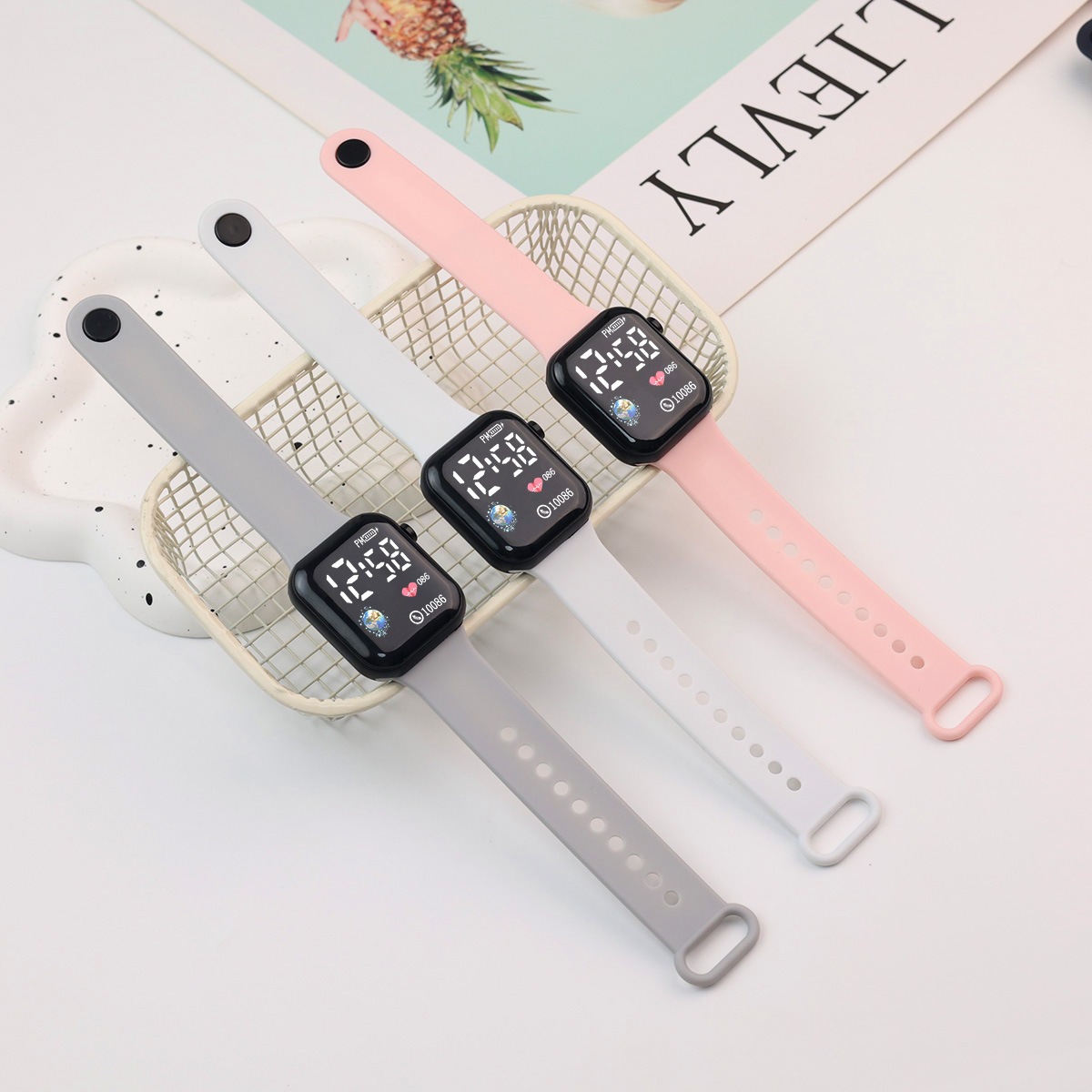 Nuovo orologio digitale a LED  - Smartwatch Watches For Girls recensione e prezzo